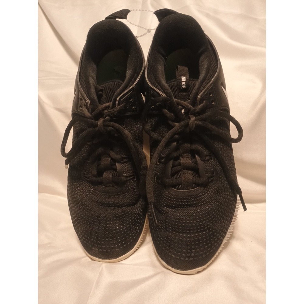 Men's Size 10 Black Nike Low Top Tennis Shoes Sneakers Athletic Casual Comfort